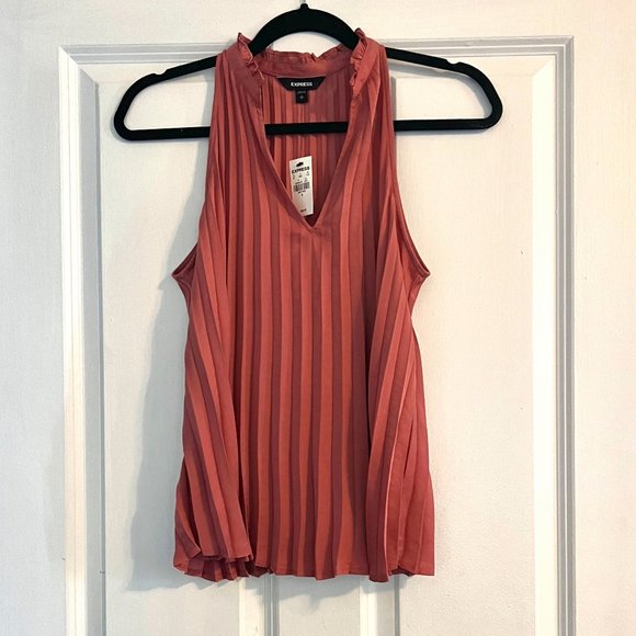 Express Pleated Blouse NWT size small - Picture 1 of 3